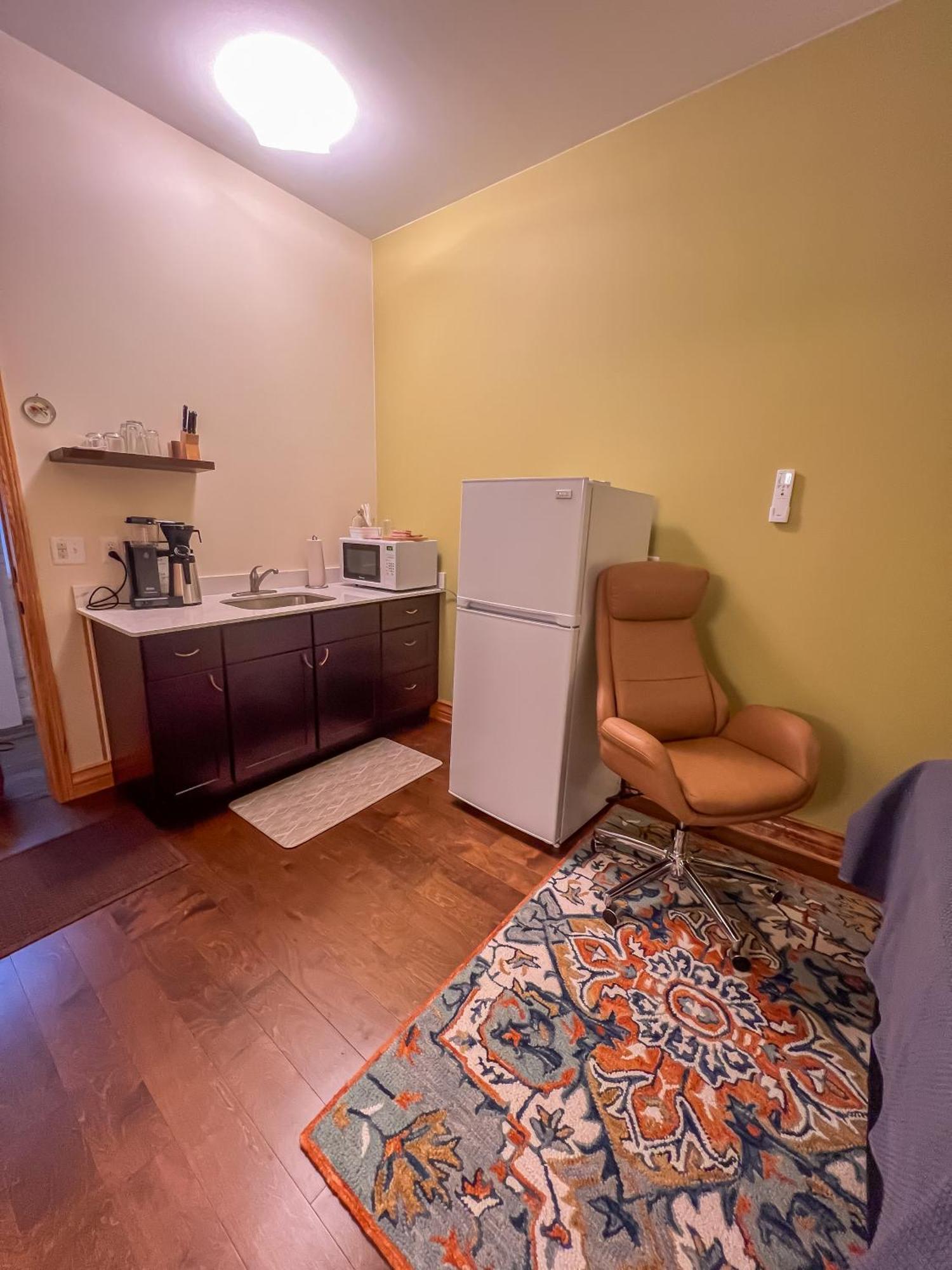 Goldfinch Suites Elkader エクステリア 写真