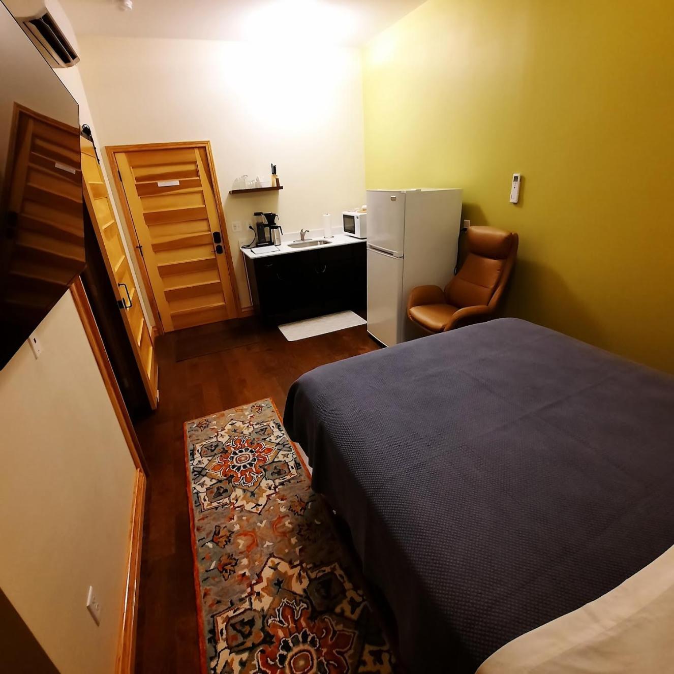 Goldfinch Suites Elkader エクステリア 写真